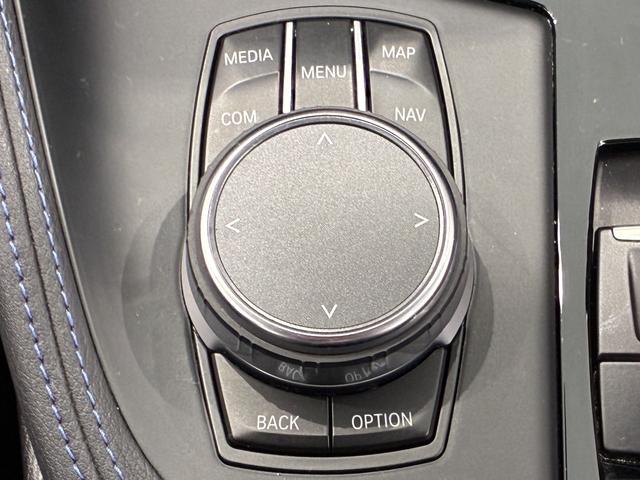 Ｘ１ ｘＤｒｉｖｅ　１８ｄ　Ｍスポーツ　ハーフレザーシート　パワーリアゲート　リアカメラ　ＬＥＤヘッドライト　１９インチアルミホイール　ＥＴＣ（18枚目）