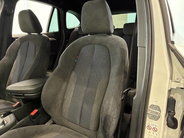 Ｘ１ ｘＤｒｉｖｅ　１８ｄ　Ｍスポーツ　ハーフレザーシート　パワーリアゲート　リアカメラ　ＬＥＤヘッドライト　１９インチアルミホイール　ＥＴＣ（24枚目）