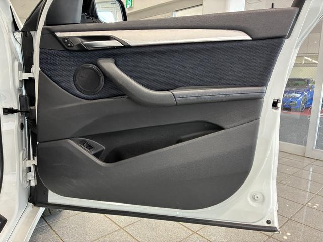 Ｘ１ ｘＤｒｉｖｅ　１８ｄ　Ｍスポーツ　ハーフレザーシート　パワーリアゲート　リアカメラ　ＬＥＤヘッドライト　１９インチアルミホイール　ＥＴＣ（31枚目）