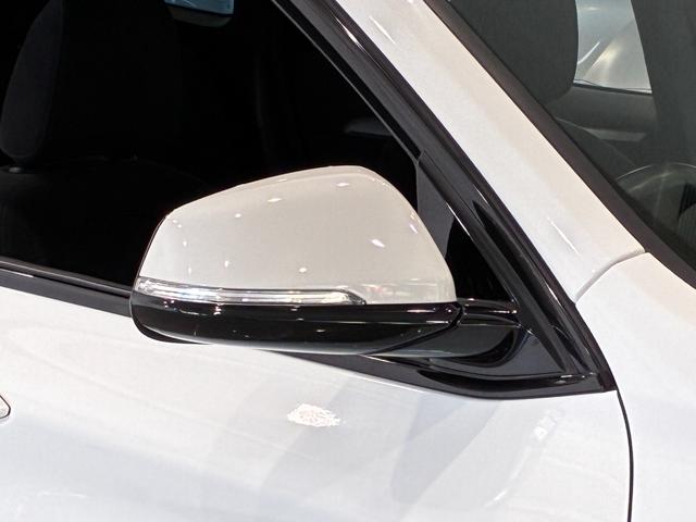 Ｘ１ ｘＤｒｉｖｅ　１８ｄ　Ｍスポーツ　ハーフレザーシート　パワーリアゲート　リアカメラ　ＬＥＤヘッドライト　１９インチアルミホイール　ＥＴＣ（33枚目）