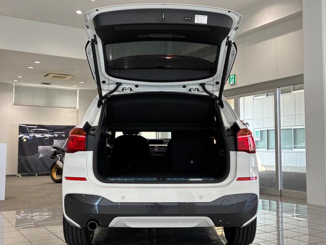 Ｘ１ ｘＤｒｉｖｅ　１８ｄ　Ｍスポーツ　ハーフレザーシート　パワーリアゲート　リアカメラ　ＬＥＤヘッドライト　１９インチアルミホイール　ＥＴＣ（36枚目）