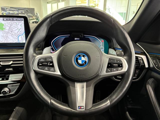 ５シリーズ ５３０ｅ　Ｍスポーツ　全国２年保証　レザーシート　フルセグＴＶチューナー　ヘッドアップディスプレイ　ＬＥＤヘッドライト　１９インチアルミホイール　ＡＣＣ　ＥＴＣ（14枚目）