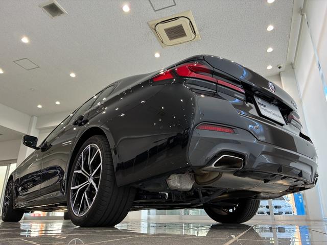 ５シリーズ ５３０ｅ　Ｍスポーツ　全国２年保証　レザーシート　フルセグＴＶチューナー　ヘッドアップディスプレイ　ＬＥＤヘッドライト　１９インチアルミホイール　ＡＣＣ　ＥＴＣ（39枚目）