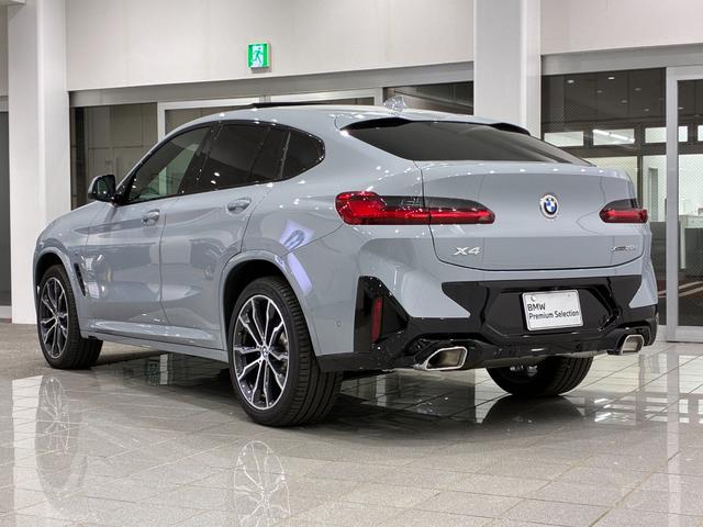 X4 xDrive 20d Mスポーツ 全国2年保証 パノラマガラスサンルーフ ハーマンカードンスピーカー レザーシート フルセグTVチューナー パワーリアゲート 20インチアルミホイール ACC ETC(3枚目)