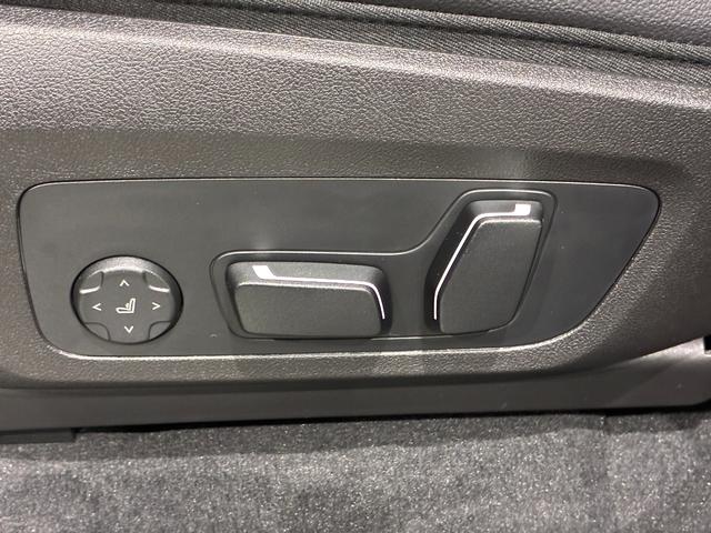 X4 xDrive 20d Mスポーツ 全国2年保証 パノラマガラスサンルーフ ハーマンカードンスピーカー レザーシート フルセグTVチューナー パワーリアゲート 20インチアルミホイール ACC ETC(27枚目)