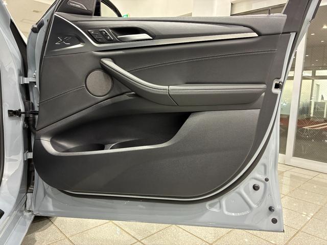 X4 xDrive 20d Mスポーツ 全国2年保証 パノラマガラスサンルーフ ハーマンカードンスピーカー レザーシート フルセグTVチューナー パワーリアゲート 20インチアルミホイール ACC ETC(31枚目)