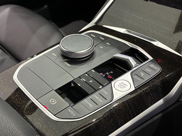 3シリーズ 320d xDrive Mスポーツ 全国2年保証 レザーシートパワーリアゲート LEDヘッドライト 18インチアルミホイール ACC ETC(7枚目)