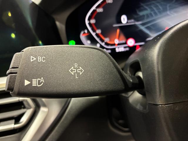 ３シリーズ ３２０ｄ　ｘＤｒｉｖｅツーリング　Ｍスポーツ　ガラスサンルーフ　ハーフレザーシート　パワーリアゲート　ＬＥＤヘッドライト　１８インチアルミホイール　ＡＣＣ　ＥＴＣ（16枚目）