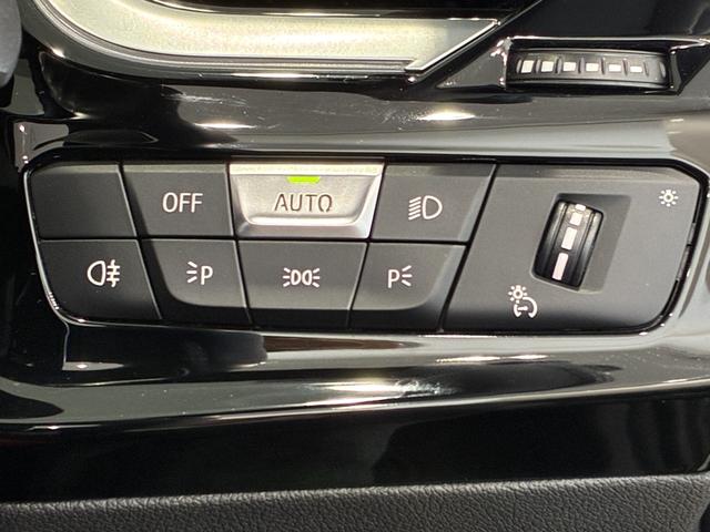 Ｚ４ ｓＤｒｉｖｅ２０ｉ　Ｍスポーツ　レザーシート　フルセグＴＶチューナー　ＬＥＤヘッドライト　１９インチアルミホイール　ＥＴＣ　ＡＣＣ（15枚目）