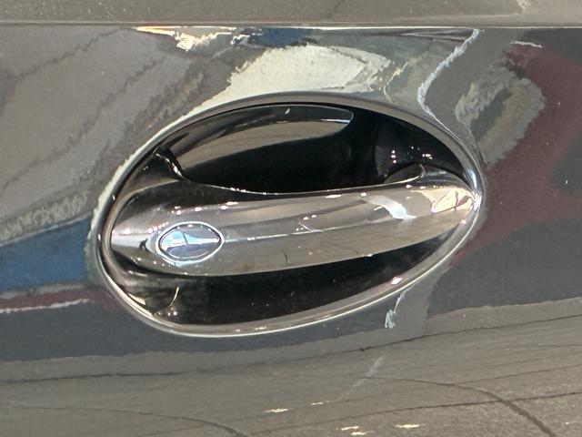 Ｚ４ ｓＤｒｉｖｅ２０ｉ　Ｍスポーツ　レザーシート　フルセグＴＶチューナー　ＬＥＤヘッドライト　１９インチアルミホイール　ＥＴＣ　ＡＣＣ（30枚目）