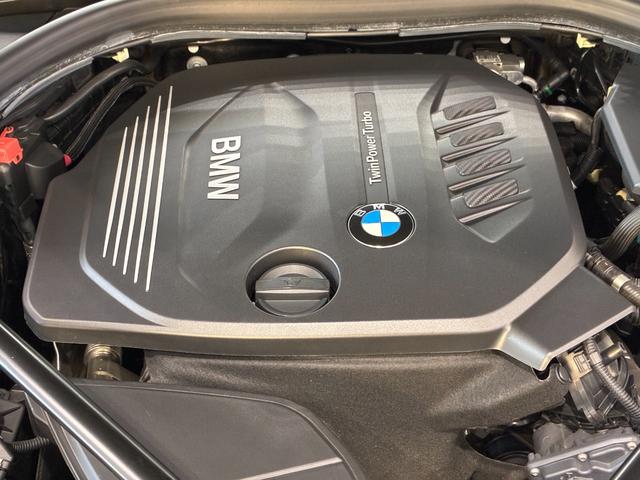 ５シリーズ ５２３ｄツーリング　Ｍスポーツ　レザーシート　フルセグＴＶチューナー　パワーリアゲート　ＬＥＤヘッドライト　１９インチアルミホイール　ＡＣＣ　ＥＴＣ（13枚目）