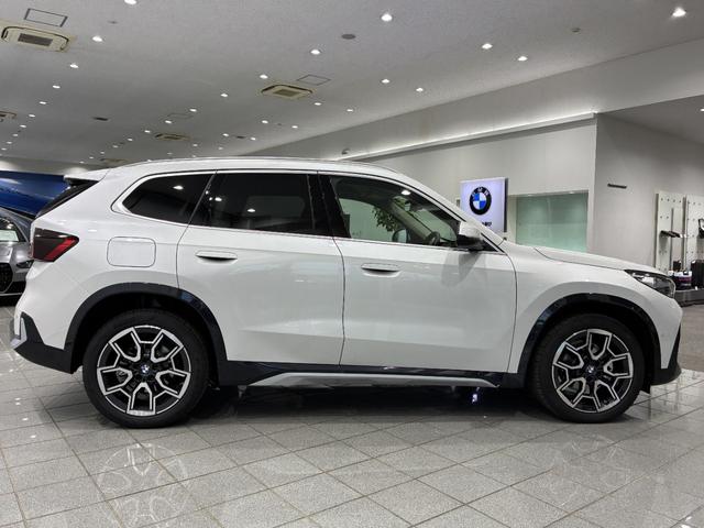 X1 xDrive 20d xライン 全国2年保証 レザーシート パワーリアゲート 19インチアルミホイール LEDヘッドライト ETC ACC(4枚目)