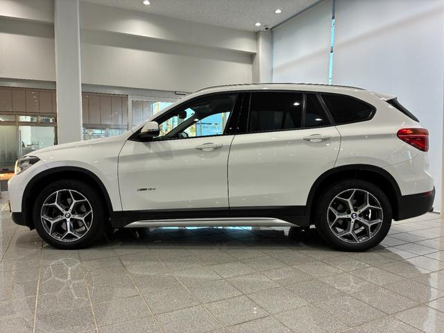 Ｘ１ ｘＤｒｉｖｅ　１８ｄ　ｘライン　ハーフレザーシート　リアバックカメラ　ＬＥＤヘッドライト　１８インチアルミホイール　ＥＴＣ（5枚目）
