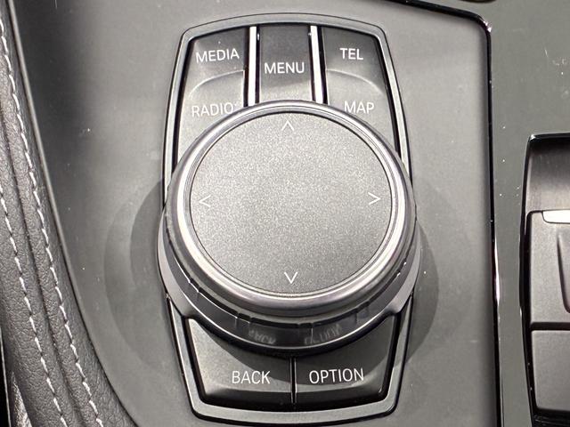 Ｘ１ ｘＤｒｉｖｅ　１８ｄ　ｘライン　ハーフレザーシート　リアバックカメラ　ＬＥＤヘッドライト　１８インチアルミホイール　ＥＴＣ（18枚目）