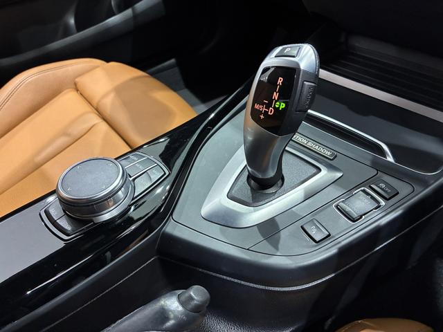 １シリーズ １１８ｉ　Ｍスポーツ　エディションシャドー　レザーシート　リアバックカメラ　ＬＥＤヘッドライト　１８インチアルミホイール　ＡＣＣ　ＥＴＣ（7枚目）