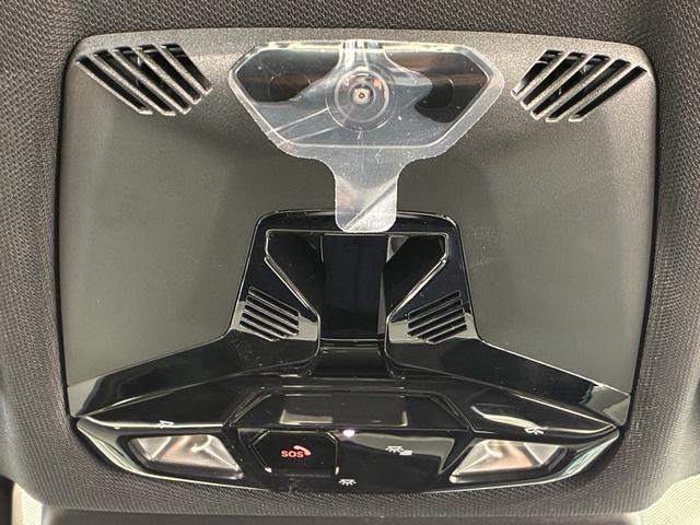 Ｘ１ ｘＤｒｉｖｅ　２０ｄ　Ｍスポーツ　全国２年保証　　パワーリアゲート　ＬＥＤヘッドライト　１９インチアルミホイール　ＥＴＣ　ＡＣＣ（20枚目）