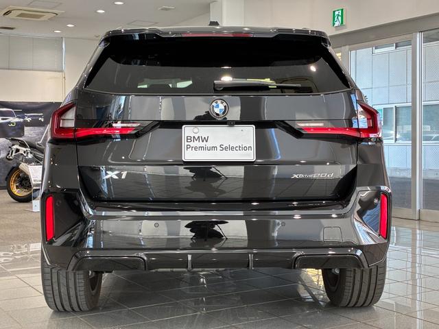 Ｘ１ ｘＤｒｉｖｅ　２０ｄ　Ｍスポーツ　全国２年保証　　パワーリアゲート　ＬＥＤヘッドライト　１９インチアルミホイール　ＥＴＣ　ＡＣＣ（40枚目）