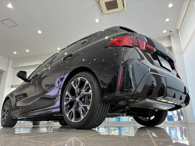 1シリーズ 120 Mスポーツ アルカンタラヴェガンザコンビ電動リアゲートシートヒーター(7枚目)