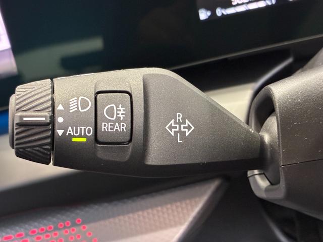 1シリーズ 120 Mスポーツ アルカンタラヴェガンザコンビ電動リアゲートシートヒーター(29枚目)