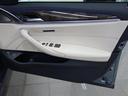 自動車保険も各社取り扱っております。BMW自動車保険も当社にお任せ下さい。正規ディーラーにしかできないお得で内容の濃い自動車保険をご案内できます。スタッフまでご気軽にご相談を下さい。