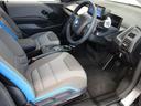 納車前点検では100項目にも上るポイントを徹底的にチェック。エンジン、トランスミッション、電気系統やコンピュータ・システムなども詳細に点検。BMW純正部品だけを使用し整備致します。