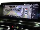 リヤビューカメラはガイドライン付き ハンドル操作に応じて進行方向を示してくれます。車庫入れもスムーズです。
