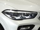 ｘＤｒｉｖｅ　３５ｄ　Ｍスポーツ　全国２年保証、パノラマガラスサンルーフ、レザーシート、フルセグＴＶチューナー、２１インチアルミホイール（40枚目）