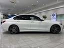 ３シリーズ ３３０ｉ　Ｍスポーツ　ファストトラックＰ　レザーシート　フルセグＴＶチューナー　パワーリアゲート　ＬＥＤヘッドライト　１９インチアルミホイール　ＡＣＣ　ＥＴＣ（5枚目）