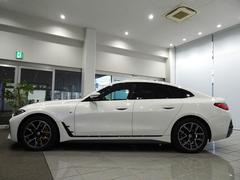 納車前点検では１００項目にも上るポイントを徹底的にチェック。エンジン、トランスミッション、電気系統やコンピュータ・システムなども詳細に点検。ＢＭＷ純正部品だけを使用し整備致します。 5