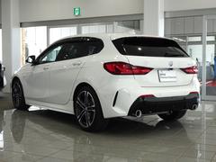 ２年間、走行距離無制限の安心保証ＢＭＷ　Ｐｒｅｍｉｕｍ　Ｓｅｌｅｃｔｉｏｎです。お客様のＢＭＷライフを手厚くサポート致します。お気軽にお問い合わせください。無料電話　００７８−６０４２−１２３１ 3