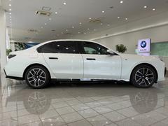 湘南ＢＭＷ　プレミアムセレクション大和　直通電話　０４６−２６９−７２７８　までお気軽にお問い合わせくださいませ。 4