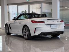 ２年間、走行距離無制限の安心保証ＢＭＷ　Ｐｒｅｍｉｕｍ　Ｓｅｌｅｃｔｉｏｎです。お客様のＢＭＷライフを手厚くサポート致します。お気軽にお問い合わせください。無料電話　００７８−６０４２−１２３１ 3