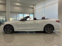 納車前点検では１００項目にも上るポイントを徹底的にチェック。エンジン、トランスミッション、電気系統やコンピュータ・システムなども詳細に点検。ＢＭＷ純正部品だけを使用し整備致します。 5