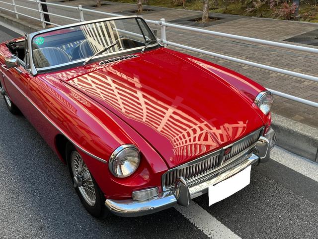 ＭＧＢ ベースグレード　ロードスターｍａｒｋ１純正ステアリング１９６６年モデル（19枚目）