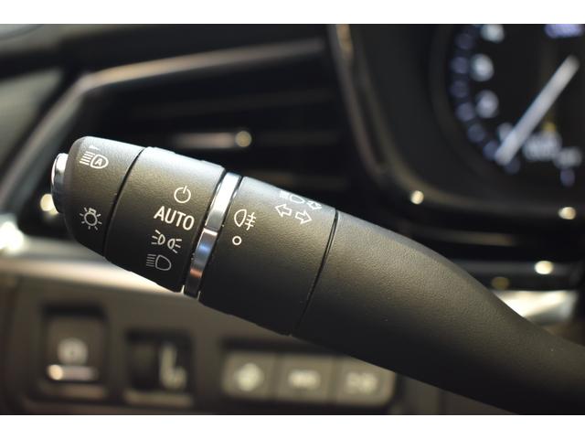 キャデラックＸＴ６ ミッドナイトスカイエディション　弊社試乗車　レザーシート　Ａｐｐｌｅ　ＣａｒＰｌａｙ　Ａｎｄｏｒｉｄ　Ａｕｔｏ　衝突軽減ブレーキ　障害物センサー　シートヒーター　アダプティブクルーズコントロール　ＬＥＤヘッドライト　バックカメラ（36枚目）