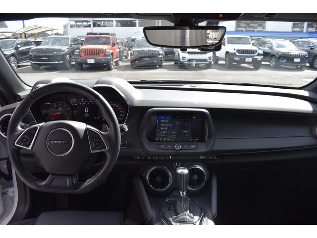 シボレーカマロ ＬＴ　ＲＳ　認定中古車保証対象車　弊社ユーザー様車両　アメリカンスポーツカー　２．０Ｌターボ　障害物センサー後　クルーズコントロール　ＡｐｐｌｅＣａｒＰｌａｙ　ＡｎｄｏｒｉｄＡｕｔｏ　レザーパワーシート（32枚目）