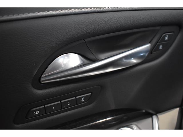 キャデラックＸＴ４ プラチナム　認定中古車保証対象車　弊社ユーザー様ワンオーナー車両　障害物センサー前後　衝突軽減ブレーキ　アダプティブクルーズコントロール　ＡｐｐｌｅＣａｒＰｌａｙ　ＡｎｄｏｒｉｄＡｕｔｏ　レザーパワーシート（30枚目）