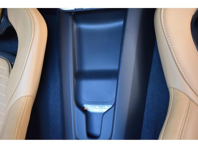 �w�L���f���b�N�E�V�{���[�������l�x�ւ̃A�N�Z�X�B�����������H�w���l���c�h�b�x����ԂłR���B�w�쒬�c�O�����x���[�p�[�N�w�x����k���P�P���B���擙�A�l�X�ȃT�[�r�X��ʂ��āu�A���Ԃ̂��鐶���v��̊���������