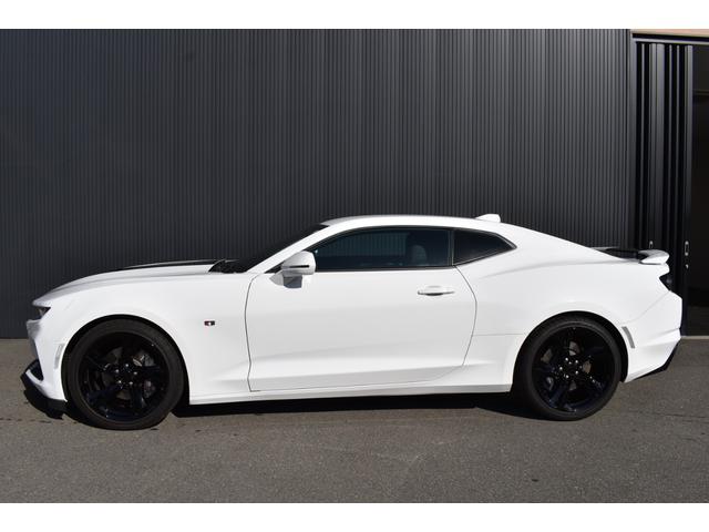 シボレーカマロ ファイナルエディション　国内５０台限定　正規ディーラー車　ワンオーナ－　新車保障継承　ファイナルモデル　ＡｐｐｌｅＣａｒＰｌａｙ／ＡｎｄｒｏｉｄＡｕｔｏ　デジタルインナーミラー　ＢＯＳＥスピーカー　ドラレコ　ＥＴＣ２．０（12枚目）