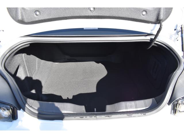 シボレーカマロ ファイナルエディション　国内５０台限定　正規ディーラー車　ワンオーナ－　新車保障継承　ファイナルモデル　ＡｐｐｌｅＣａｒＰｌａｙ／ＡｎｄｒｏｉｄＡｕｔｏ　デジタルインナーミラー　ＢＯＳＥスピーカー　ドラレコ　ＥＴＣ２．０（13枚目）