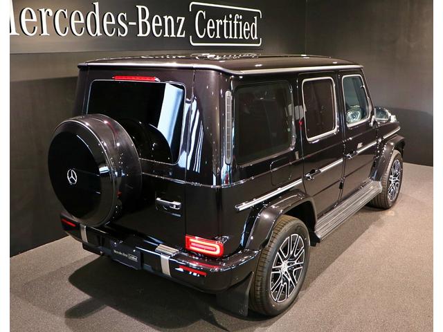 Ｇクラス Ｇ４５０ｄ　ＡＭＧラインパッケージ　ＭＡＮＵＦＡＫＴＵＲプログラム　ロゴパッケージ　ボディ同色スペアタイヤリング（11枚目）