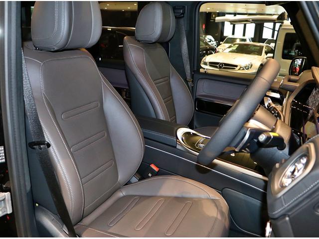 Ｇクラス Ｇ４５０ｄ　ＡＭＧラインパッケージ　ＭＡＮＵＦＡＫＴＵＲプログラム　ロゴパッケージ　ボディ同色スペアタイヤリング（15枚目）