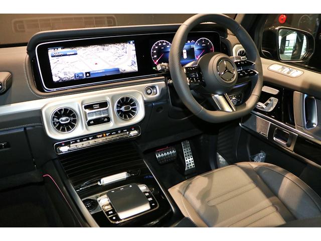Ｇクラス Ｇ４５０ｄ　ＡＭＧラインパッケージ　ＭＡＮＵＦＡＫＴＵＲプログラム　ロゴパッケージ　ボディ同色スペアタイヤリング（22枚目）