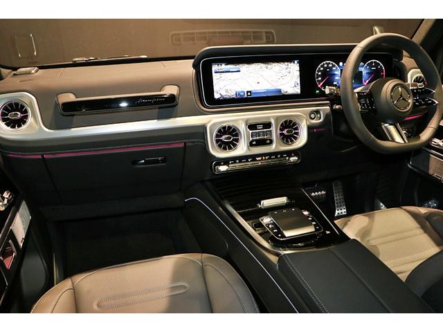 Ｇクラス Ｇ４５０ｄ　ＡＭＧラインパッケージ　ＭＡＮＵＦＡＫＴＵＲプログラム　ロゴパッケージ　ボディ同色スペアタイヤリング（24枚目）