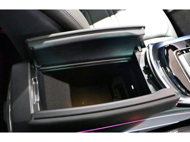 Ｇクラス Ｇ４５０ｄ　ＡＭＧラインパッケージ　ＭＡＮＵＦＡＫＴＵＲプログラム　ロゴパッケージ　ボディ同色スペアタイヤリング（46枚目）