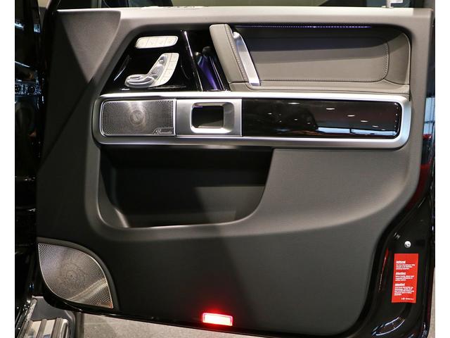 Ｇクラス Ｇ４５０ｄ　ＡＭＧラインパッケージ　ＭＡＮＵＦＡＫＴＵＲプログラム　ロゴパッケージ　ボディ同色スペアタイヤリング（52枚目）