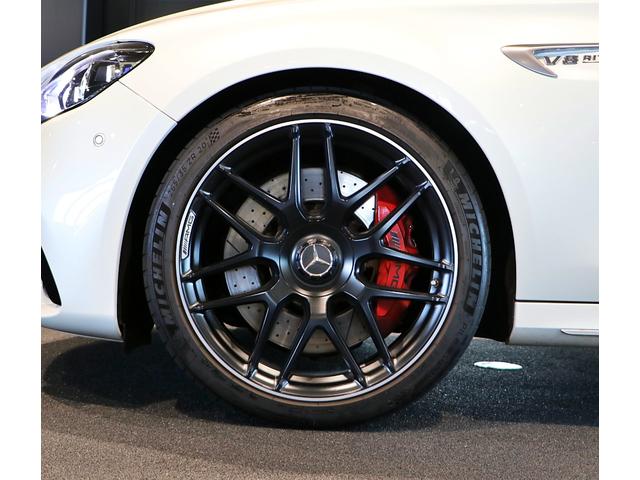 Ｅクラス Ｅ６３　Ｓ　４マチック＋　エクスクルーシブパッケージ　パノラミックスライディングルーフ　Ｂｕｒｍｅｓｔｅｒサラウンドサウンドシステム　リラクゼーション機能　後期モデル（70枚目）