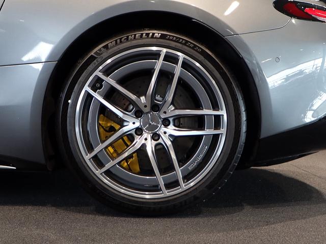 ＧＴ ４３　クーペ　ＡＭＧドライビングパッケージ　ＡＭＧパフォーマンスパッケージ　リアアスクルステアリング　２０インチＡＭＧアルミホイール　ステアリングヒーター　プライバシーガラス　ＡＭＧイエローブレーキキャリパー（15枚目）