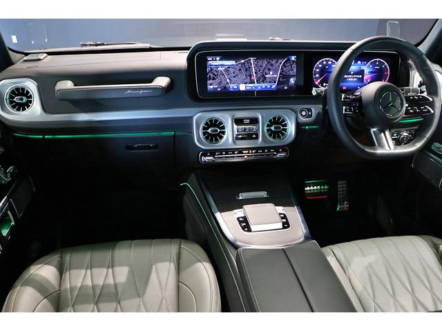 Ｇクラス Ｇ４５０ｄ　ＡＭＧラインパッケージ　ＭＡＮＵＦＡＫＴＵＲプログラムプラス　ロゴパッケージ　ボディ同色スペアタイヤリング　ツートンカラーステアリング　ウッドインテリアトリム（22枚目）