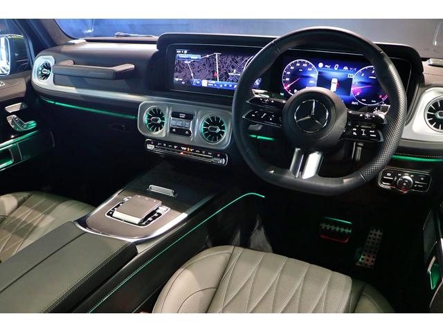 Ｇクラス Ｇ４５０ｄ　ＡＭＧラインパッケージ　ＭＡＮＵＦＡＫＴＵＲプログラムプラス　ロゴパッケージ　ボディ同色スペアタイヤリング　ツートンカラーステアリング　ウッドインテリアトリム（24枚目）